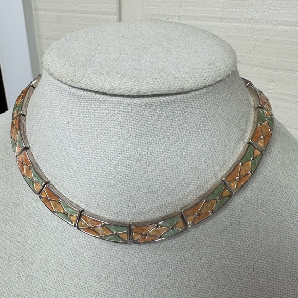 Older enameled collar style necklace - Picture 3 of 4